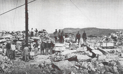 El Marmol Quarry and Workers